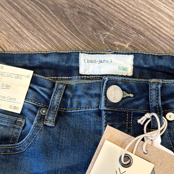 ban•jara flare bell bottom jeans size 5/26 - Picture 3 of 5